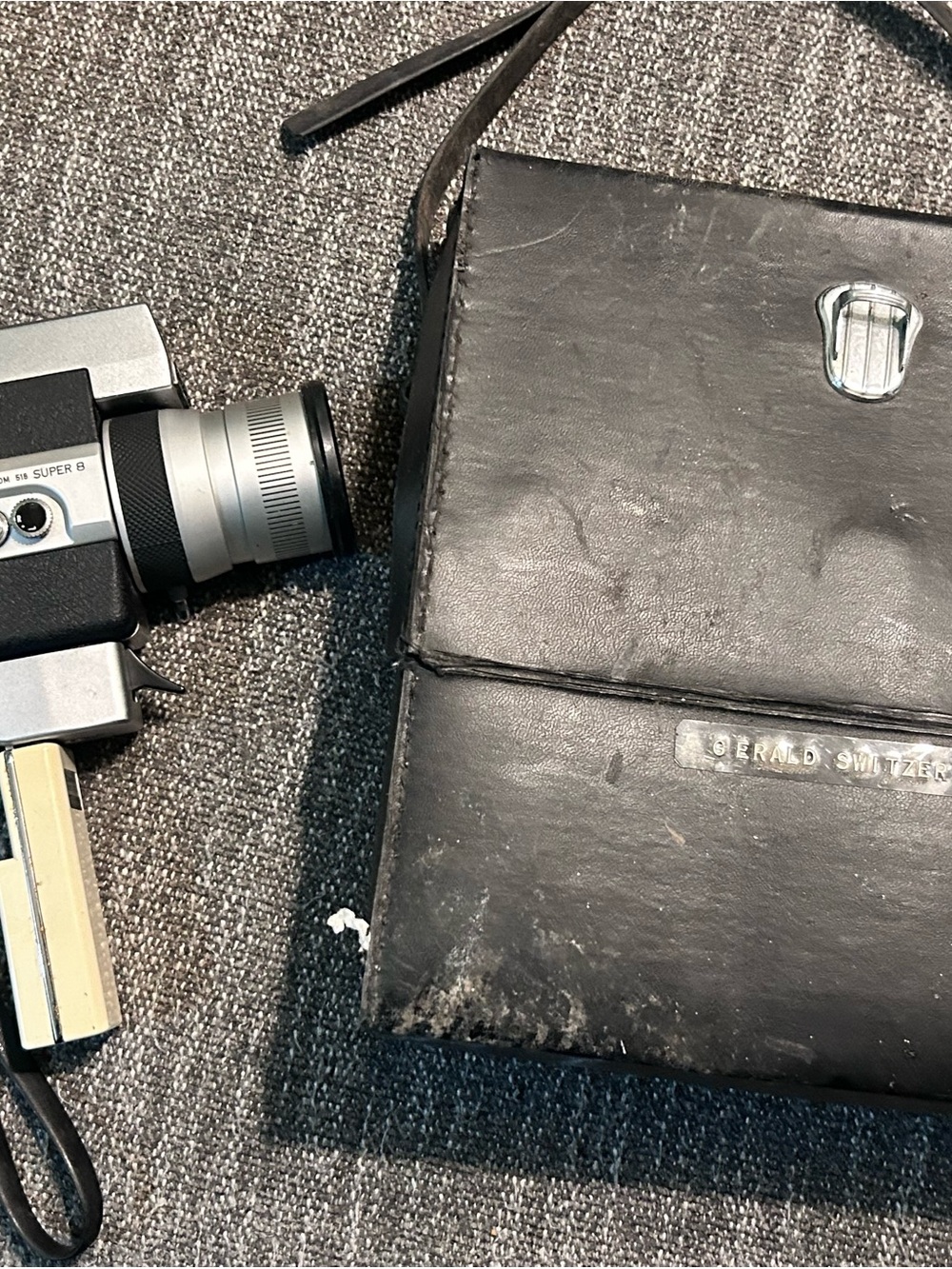 Canon Zoom 518 Super 8 Movie Camera 9.5–47.5mm f/1.8 w/ Case Japan